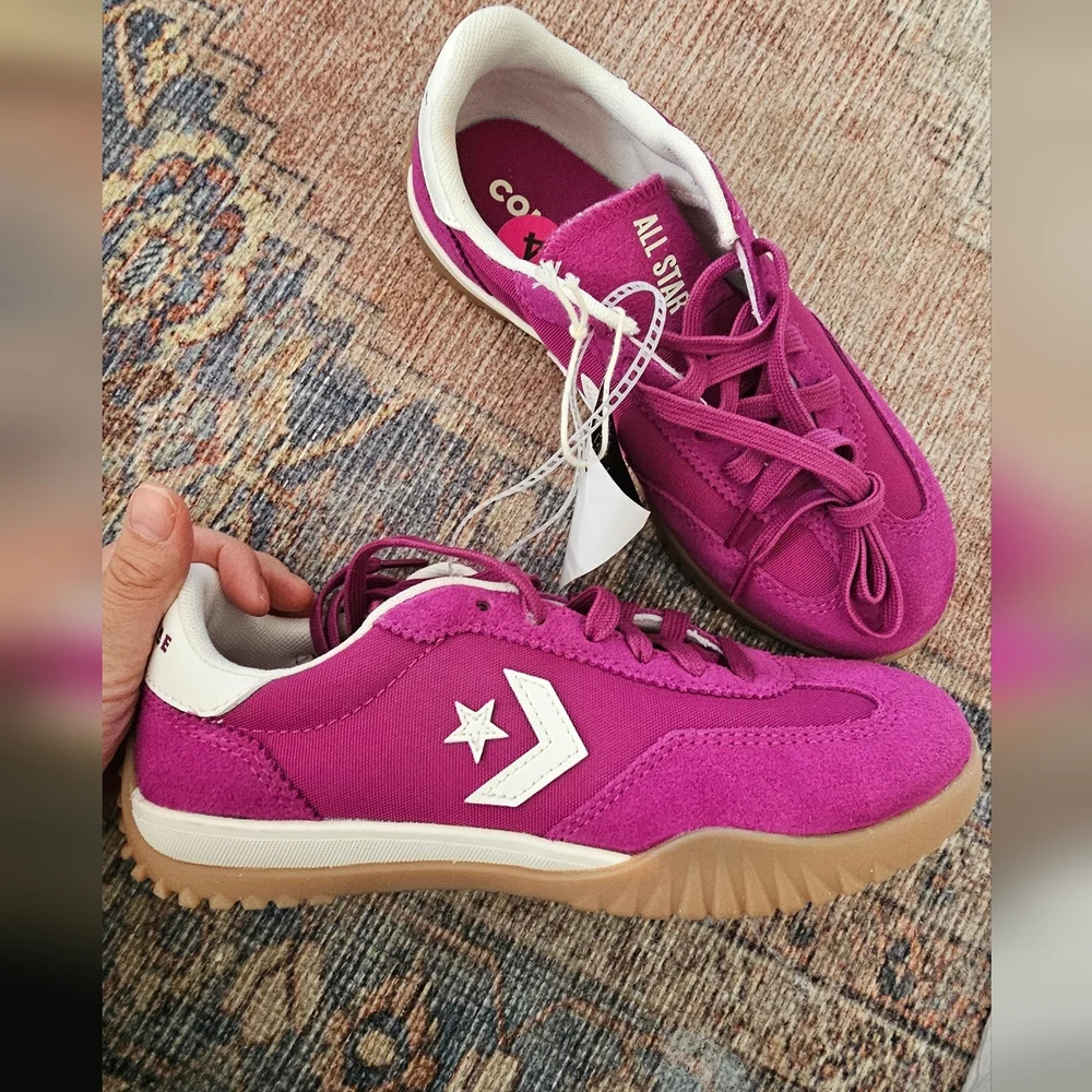 Size 4  Converse Run Star Trainer Ox Suede Sneakers Violet Nwt - Picture 2 of 3